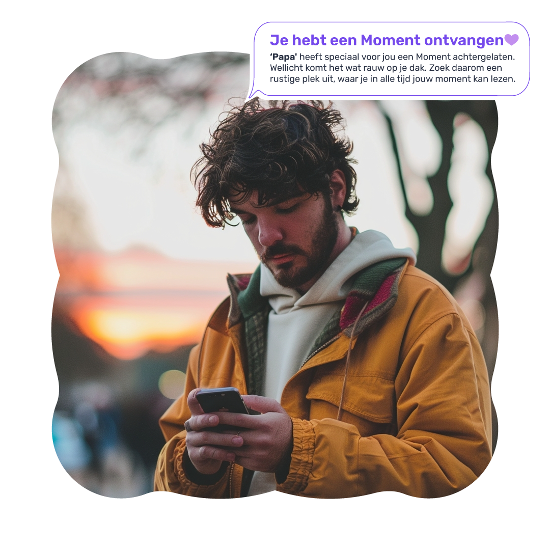 Jonge man ontvangt een bericht in de My Heartspace-app na het overlijden van zijn vader.